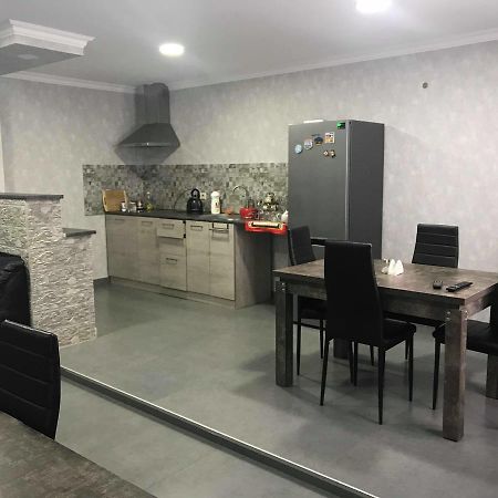 Guesthouse Ori Beli In Mestia Extérieur photo